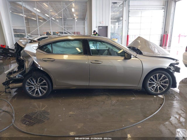 Продажа на аукционе авто 2019 Lexus Es 350, vin: 58ABZ1B14KU045534, номер лота: 44191349