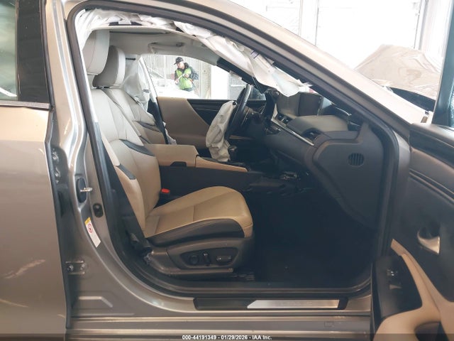Продажа на аукционе авто 2019 Lexus Es 350, vin: 58ABZ1B14KU045534, номер лота: 44191349