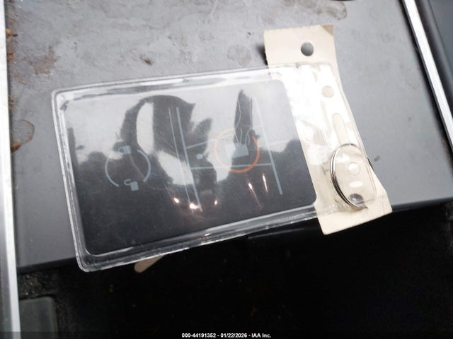 2023 TESLA MODEL 3 5YJ3E1EC3PF712697 Photo 10