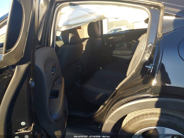 3CZRU5H3XNM739897 Honda Hr-v 2wd Lx