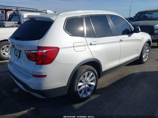 2017 BMW X3 5UXWX9C32H0W69610 Photo 3