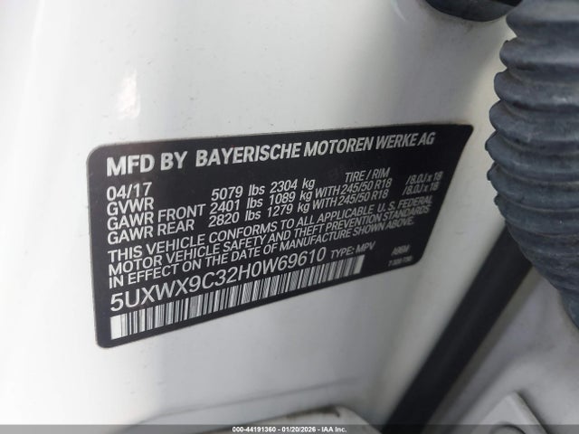 2017 BMW X3 5UXWX9C32H0W69610 Photo 8