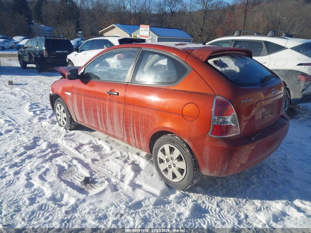 2011 HYUNDAI ACCENT KMHCM3AC0BU186691 Photo 2