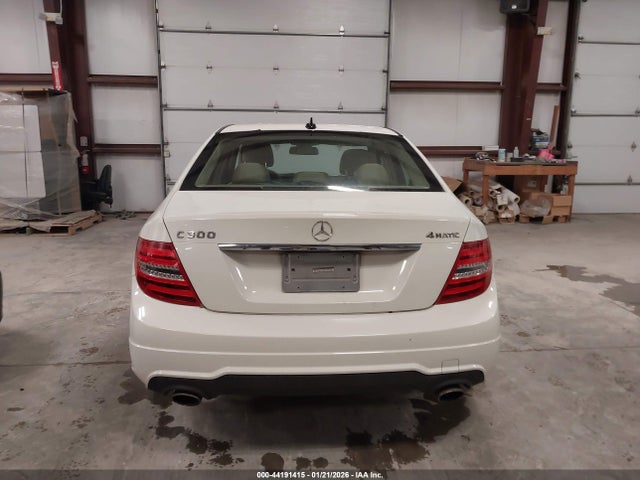Aukcja sprzedaży 2012 Mercedes-benz C 300 Sport 4matic, vin: WDDGF8BB8CR211446, numer aukcji: 44191415