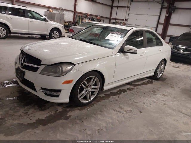 Aukcja sprzedaży 2012 Mercedes-benz C 300 Sport 4matic, vin: WDDGF8BB8CR211446, numer aukcji: 44191415