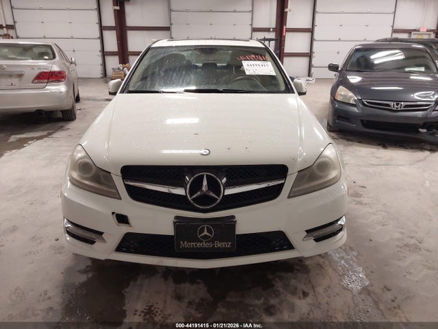 Aukcja sprzedaży 2012 Mercedes-benz C 300 Sport 4matic, vin: WDDGF8BB8CR211446, numer aukcji: 44191415