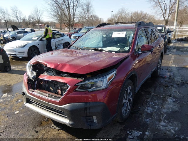 4S4BTANC0N3178596 Subaru Outback Limited