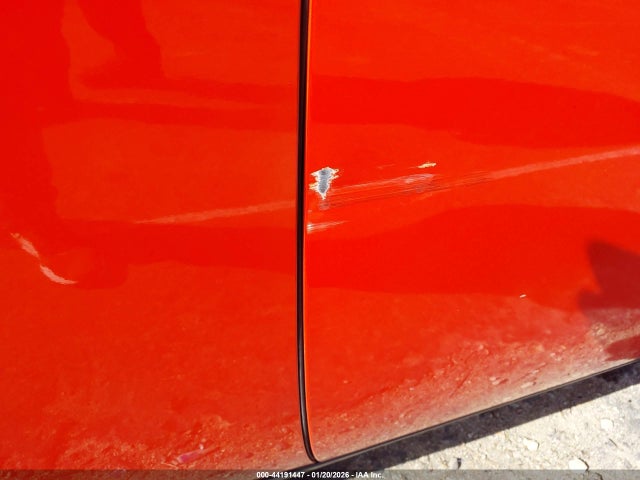 2C3CDZAG7GH305569 Dodge Challenger Sxt