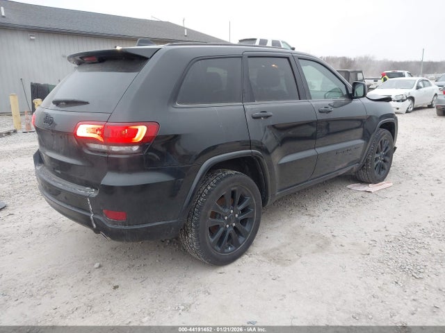 2018 JEEP GRAND CHEROKEE 1C4RJFAG9JC360192 Photo 3