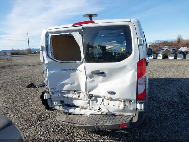 Ford Transit-250 2019 1FTYR1YM3KKB20274 Image 17