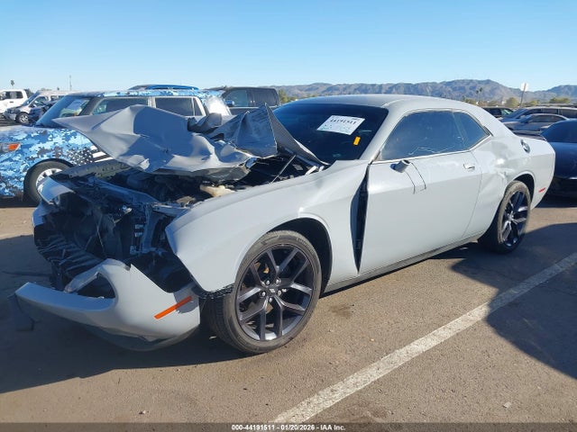 2C3CDZAG1MH573223 Dodge Challenger Sxt