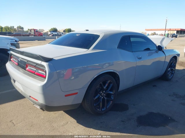 2C3CDZAG1MH573223 Dodge Challenger Sxt