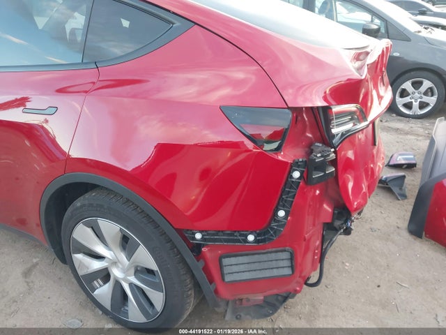 7SAYGDED5PF963914 Tesla Model Y Rwd