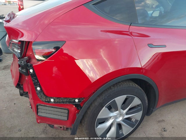 7SAYGDED5PF963914 Tesla Model Y Rwd
