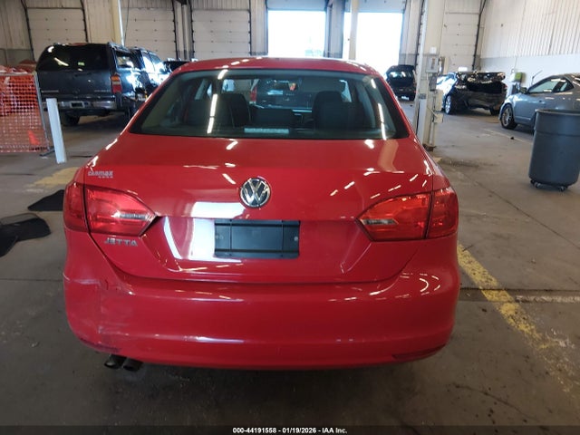 3VW2K7AJ3EM391455 Volkswagen Jetta 2.0l S