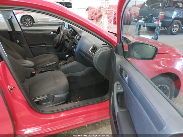 3VW2K7AJ3EM391455 Volkswagen Jetta 2.0l S