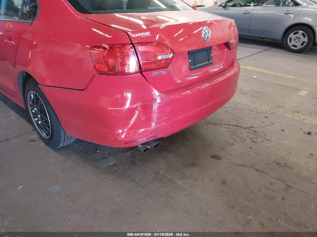 3VW2K7AJ3EM391455 Volkswagen Jetta 2.0l S