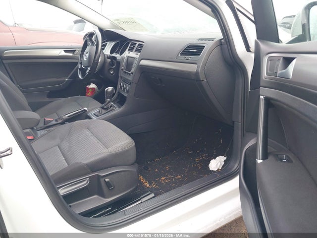 3VW217AU5HM005152 Volkswagen Golf Tsi S 4-door