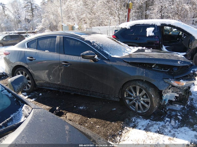 Продажа на аукционе авто 2022 Mazda Mazda3 Select, vin: 3MZBPABL7NM302937, номер лота: 44191581