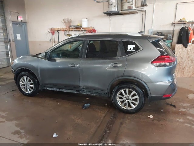 Продажа на аукционе авто 2017 Nissan Rogue Sv, vin: KNMAT2MV4HP610502, номер лота: 44191589