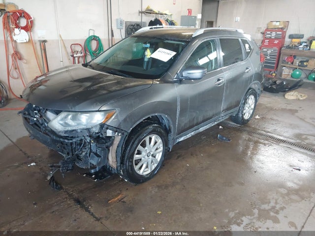 Продажа на аукционе авто 2017 Nissan Rogue Sv, vin: KNMAT2MV4HP610502, номер лота: 44191589