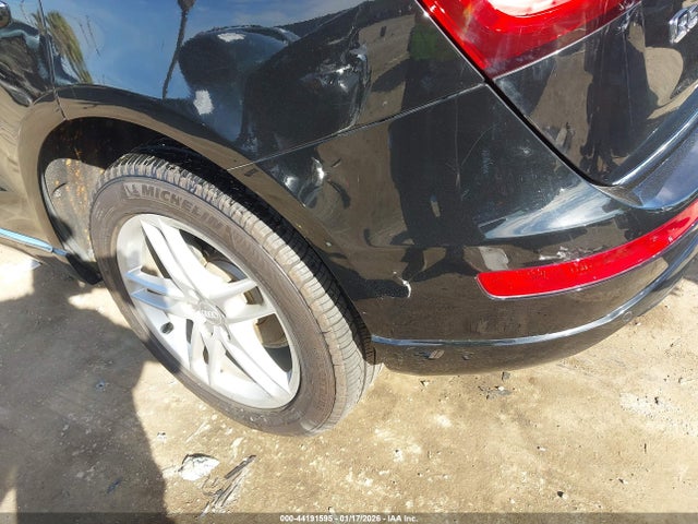 WA1LFAFP3FA032234 Audi Q5 2.0t Premium
