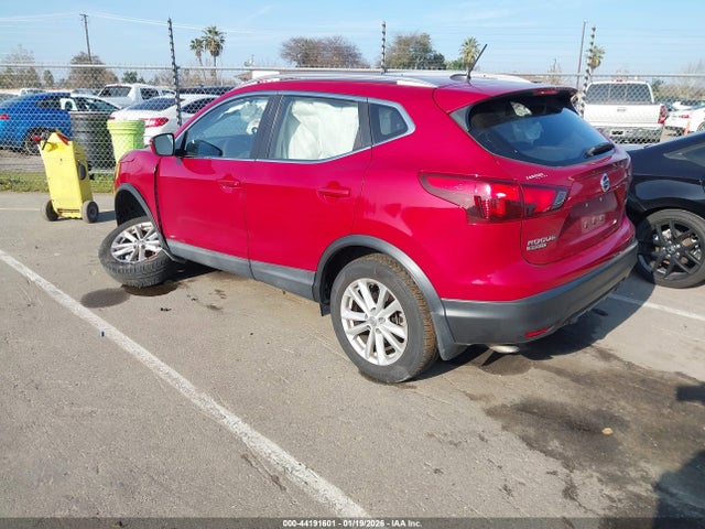 JN1BJ1CP3HW013048 Nissan Rogue Sport Sv
