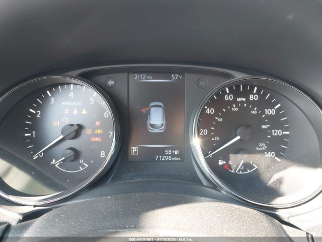 JN1BJ1CP3HW013048 Nissan Rogue Sport Sv