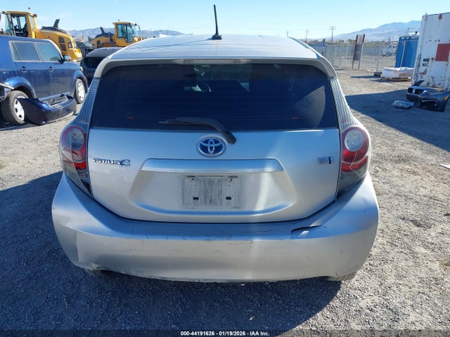 JTDKDTB34E1077977 Toyota Prius C Three