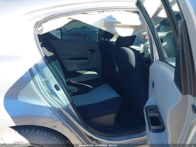 JTDKDTB34E1077977 Toyota Prius C Three