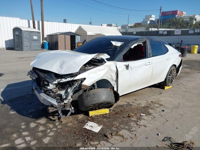 Toyota CAMRY XSE 2020 4T1K61AK2LU395241 Image 2