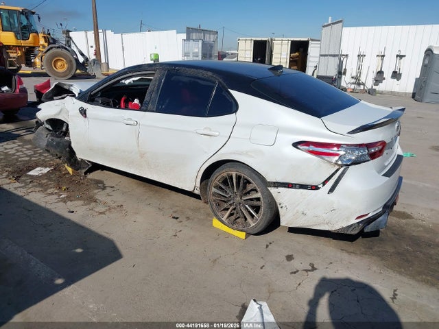 Toyota CAMRY XSE 2020 4T1K61AK2LU395241 Image 3