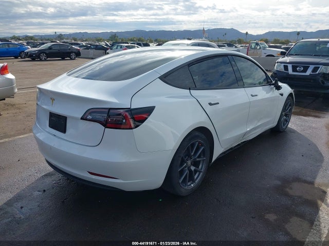2023 TESLA MODEL 3 5YJ3E1EA4PF417395 Photo 3