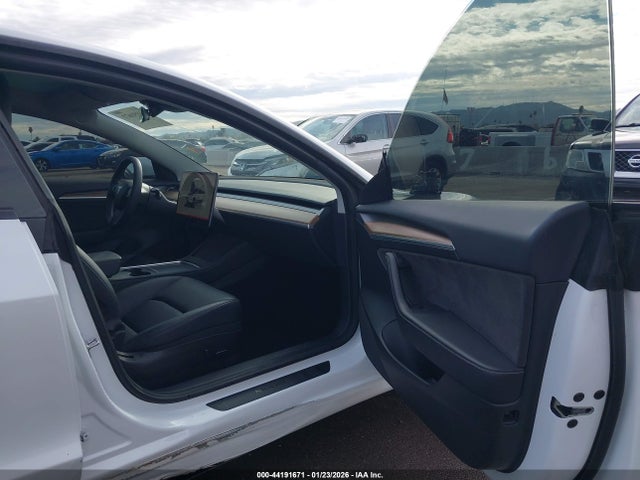 2023 TESLA MODEL 3 5YJ3E1EA4PF417395 Photo 4