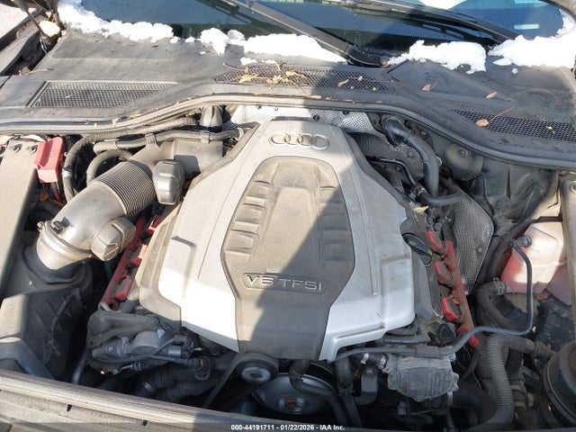 2017 AUDI A8 L WAU44AFDXHN012643 Photo 9