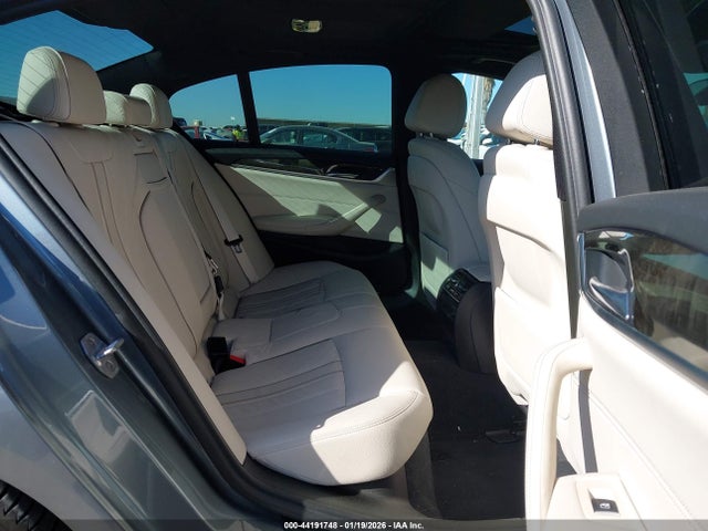 2019 BMW 540I WBAJE5C53KWW31896 Photo 7