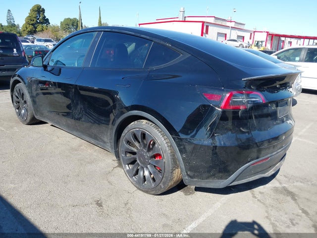 2022 TESLA MODEL Y 7SAYGDEF0NF553939 Photo 2