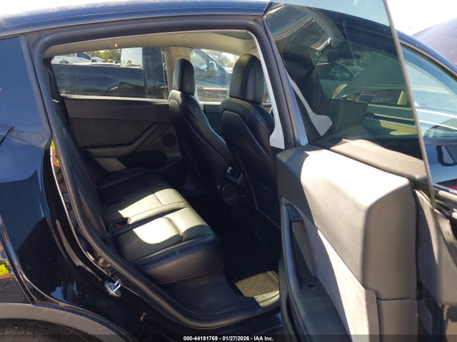 2022 TESLA MODEL Y 7SAYGDEF0NF553939 Photo 7