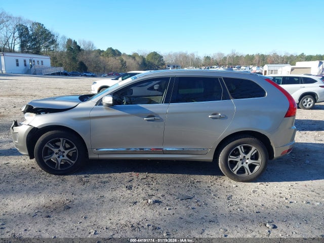 YV449MDK4F2729512 Volvo Xc60 T6