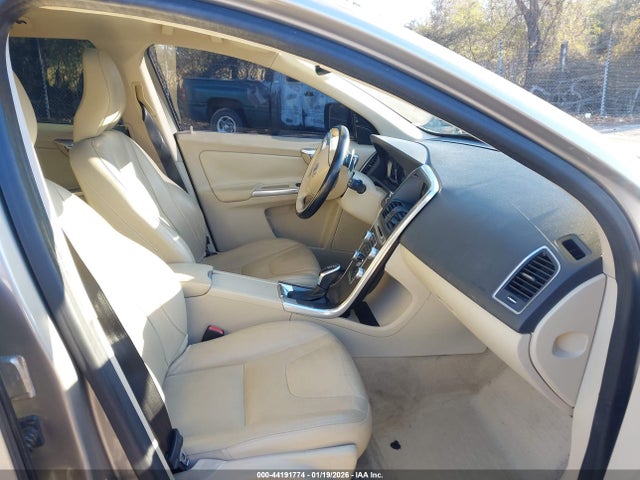 2015 VOLVO XC60 YV449MDK4F2729512 Photo 4