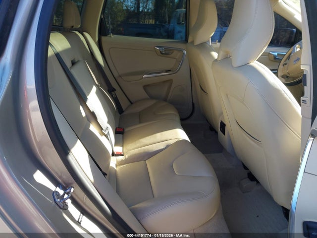 2015 VOLVO XC60 YV449MDK4F2729512 Photo 7