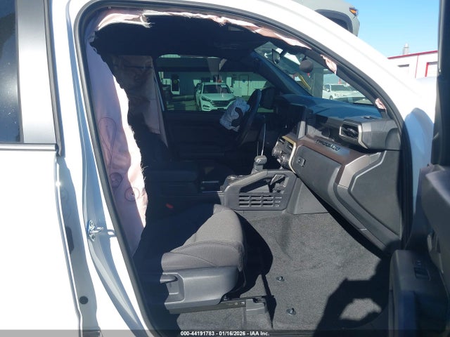 3TMKB5FN6SM043650 Toyota Tacoma Sr5