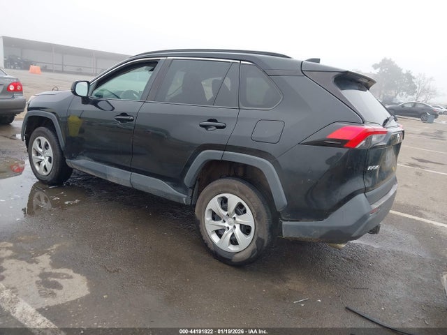Toyota RAV4 LE 2020 2T3F1RFV4LC087465 Image 3