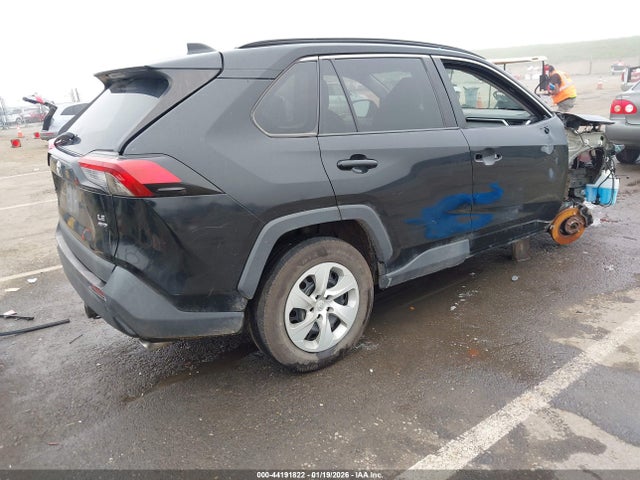 Toyota RAV4 LE 2020 2T3F1RFV4LC087465 Image 4