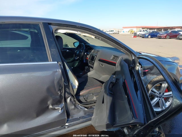 3VW4T7AJ9HM341122 Volkswagen JETTA GLI