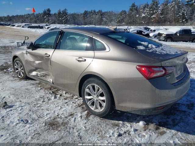 1G1ZD5ST3NF125734 Chevrolet Malibu Fwd Lt