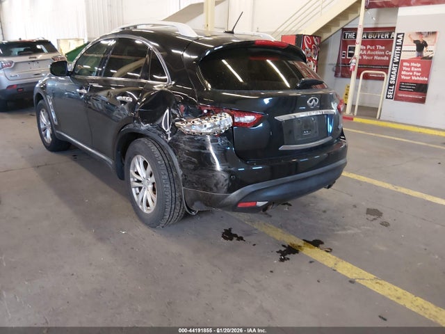 2016 INFINITI QX70 JN8CS1MW1GM400541 Photo 2