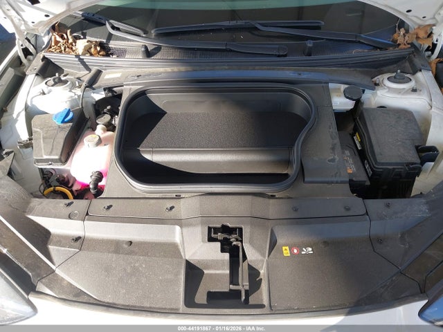 Hyundai Ioniq 6 Sel 2025 KMHM34AA2SA083267 Image 10