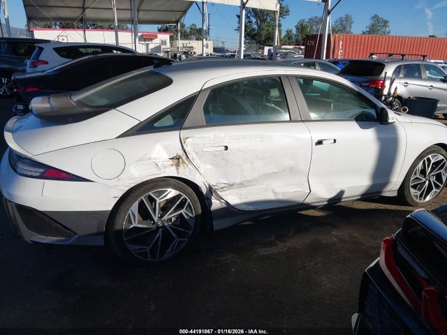 Hyundai Ioniq 6 Sel 2025 KMHM34AA2SA083267 Image 13