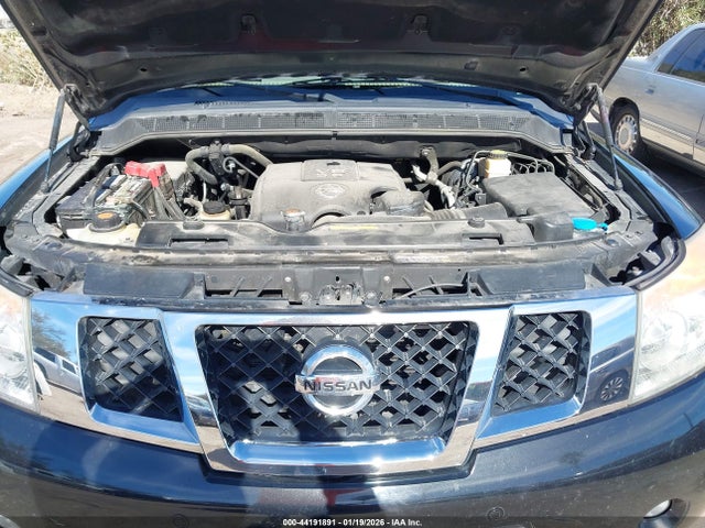 2015 NISSAN ARMADA 5N1BA0ND7FN609076 Photo 9